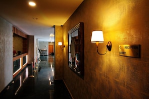 Interior - Sarissa Hotel (Istanbul)