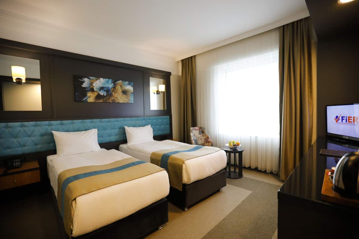 1 bedroom, minibar, in-room safe, desk