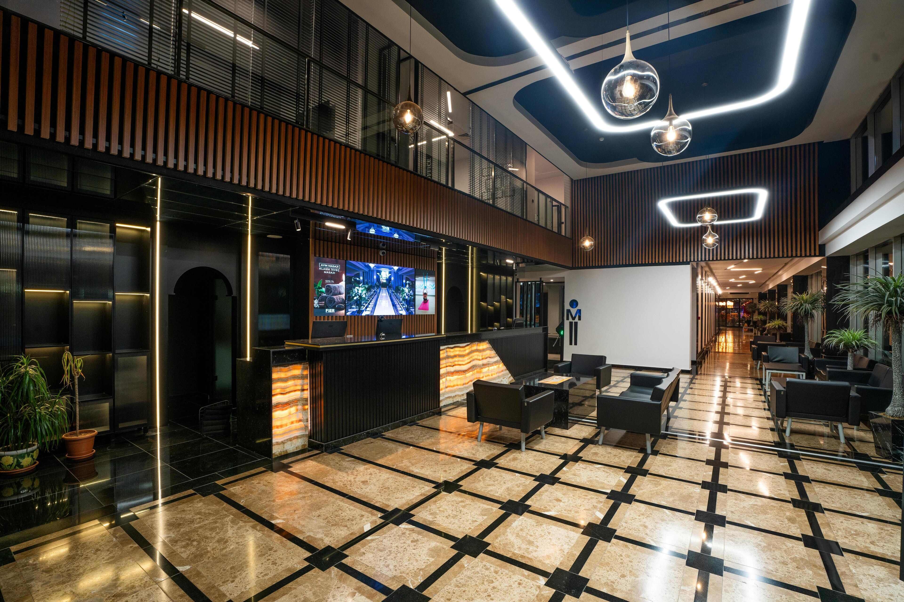 couples treatment room(s), sauna, steam room, massages