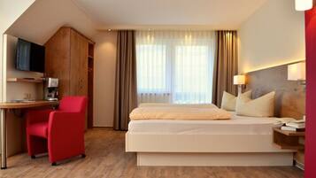 Comfort-Doppelzimmer, Balkon | Hochwertige Bettwaren, Minibar, Zimmersafe, kostenloses WLAN