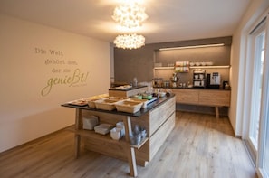 Desayuno buffet incluido todos los días