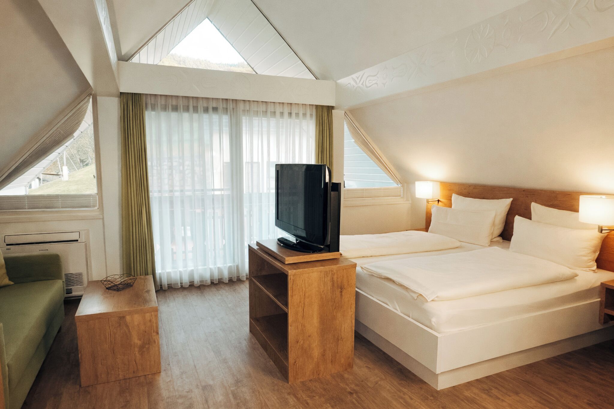 Chambre Double, balcon | Literie de qualité supérieure, minibar, coffres-forts dans les chambres