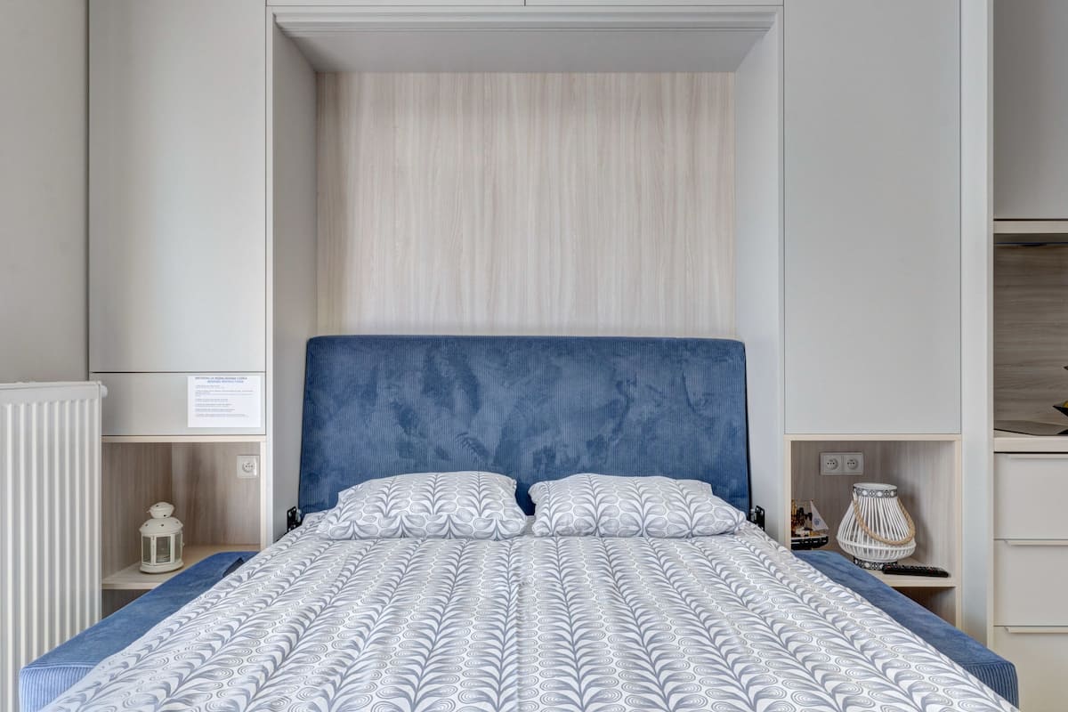 1 bedroom, premium bedding, individually decorated