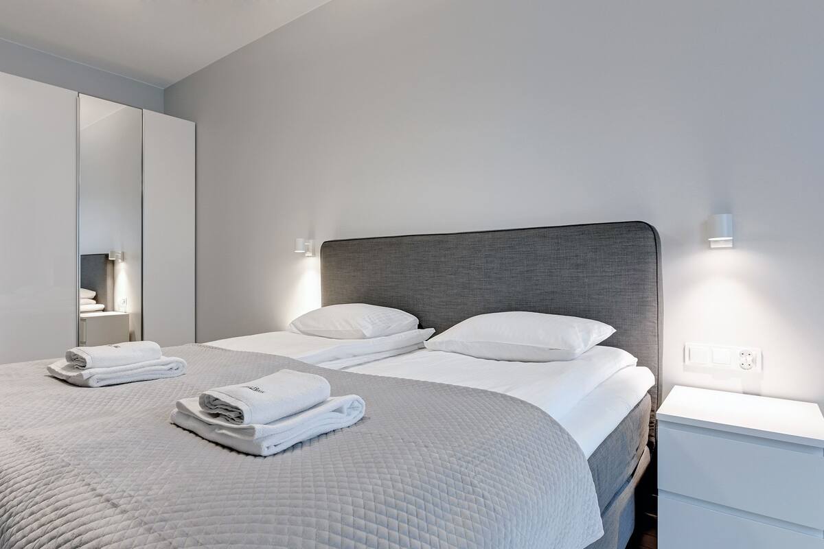 1 bedroom, premium bedding, individually decorated