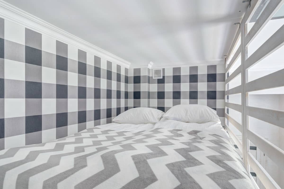 1 bedroom, premium bedding, individually decorated