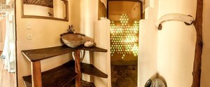 Luxury Bungalow, Beach View, Beachfront (Turtle ) | Bathroom | Shower, free toiletries, towels