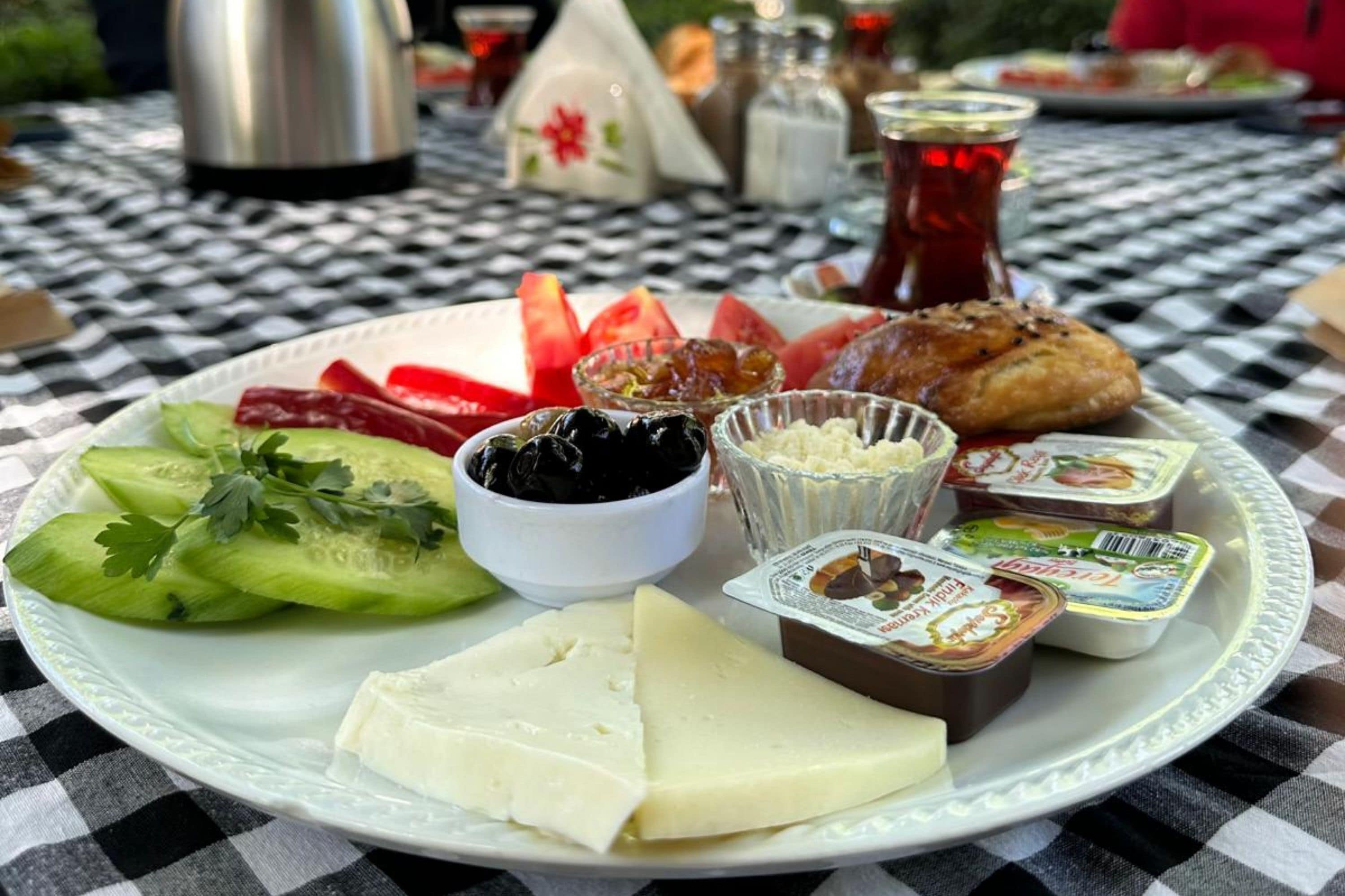 free daily local cuisine breakfast