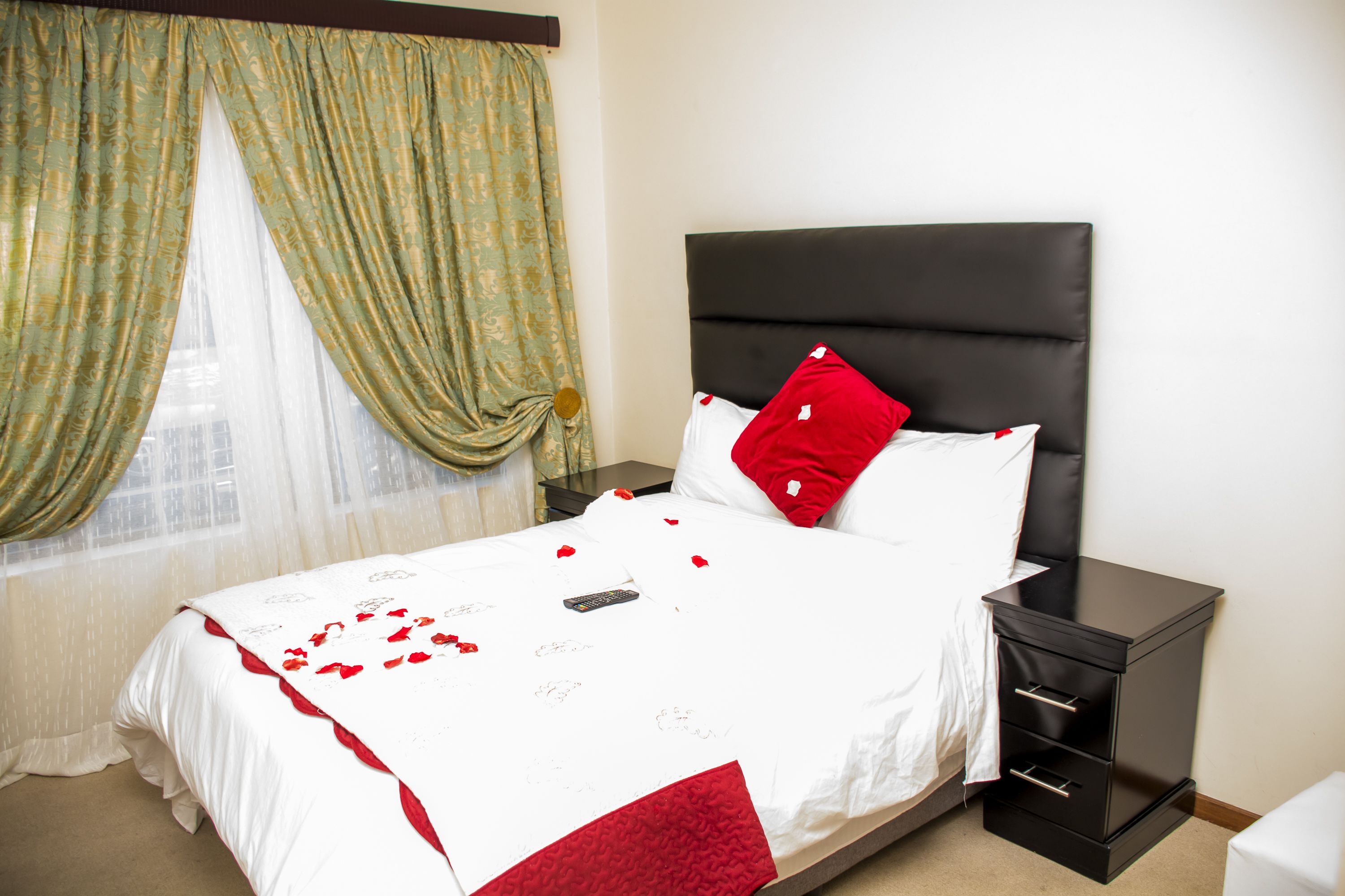 Basic Double Room | Blackout curtains, free WiFi