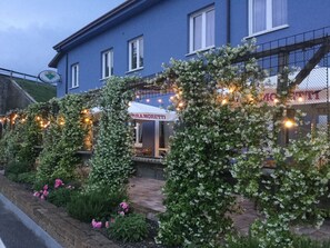 Utendørs bryllupsområde