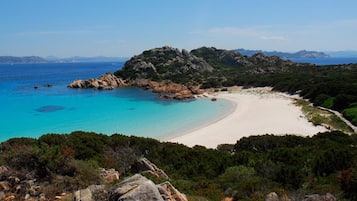 Vlak bij het strand