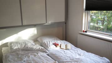 Iron/ironing board, free WiFi