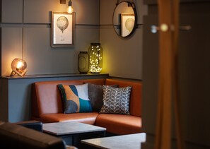 Bar (on property) - The Inn at Woodhall Spa (Woodhall Spa)