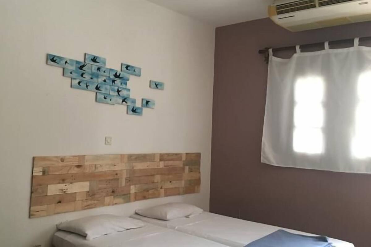 Standard Double Room | In-room safe, soundproofing, cribs (free), WiFi (free)
