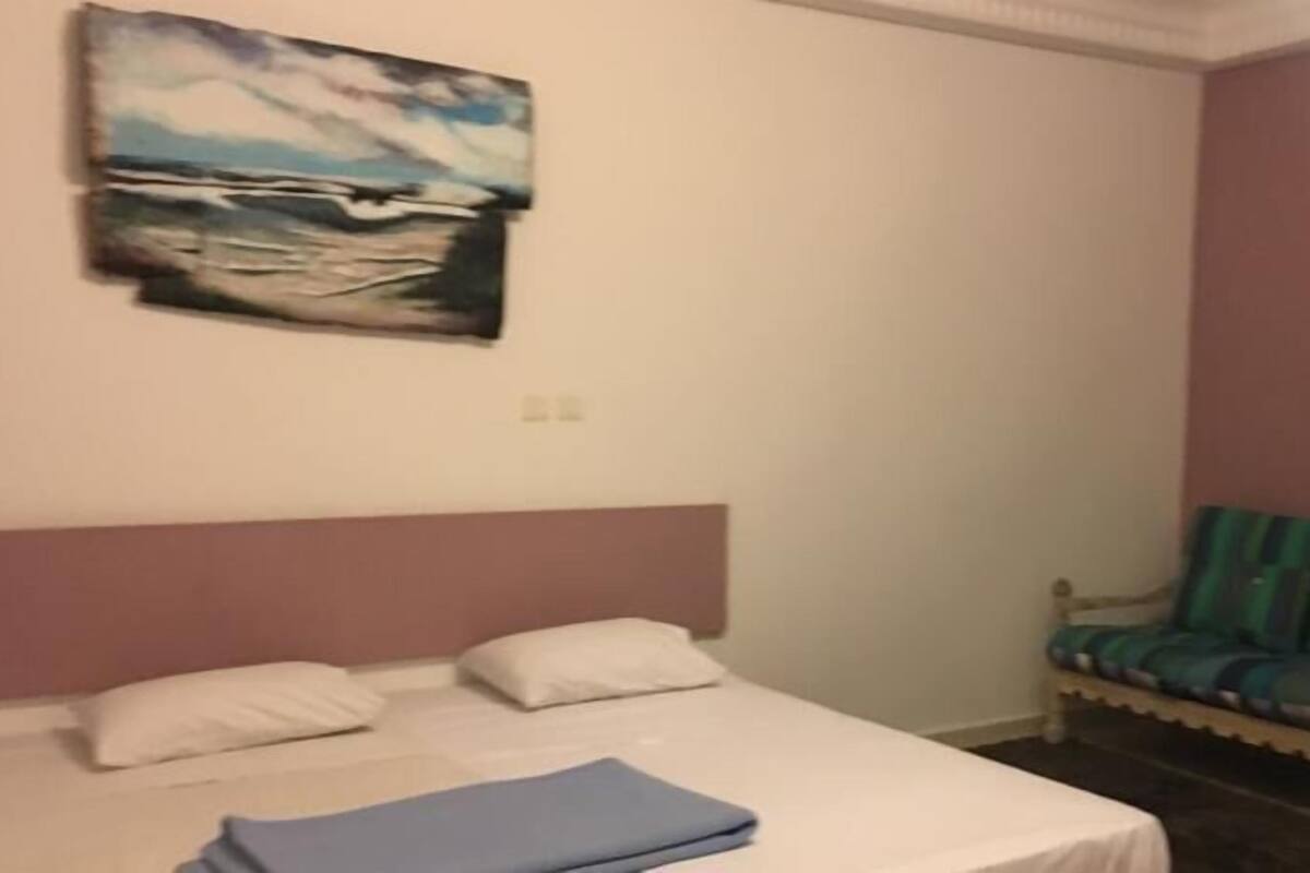 Grand Suite | In-room safe, soundproofing, cribs (free), WiFi (free)