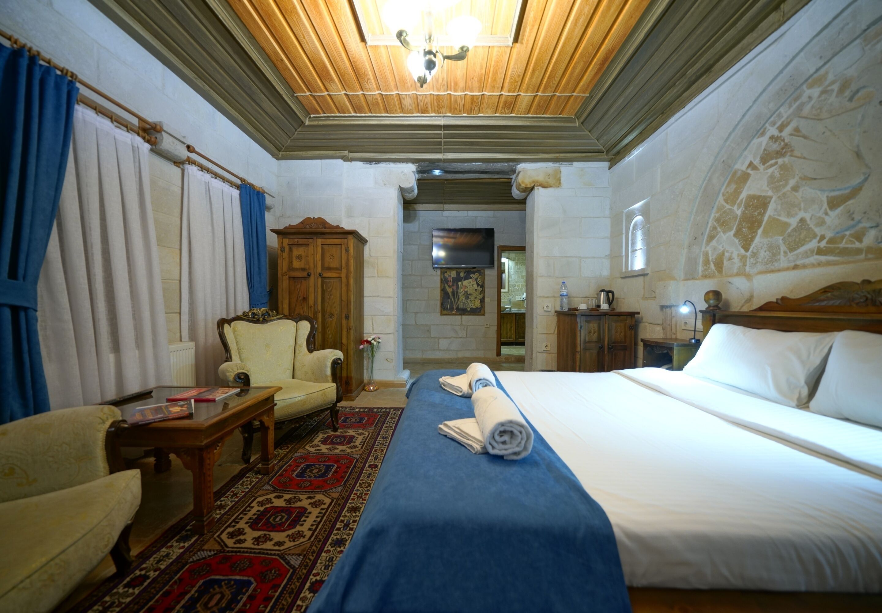 Photo - ShoeString Stone House