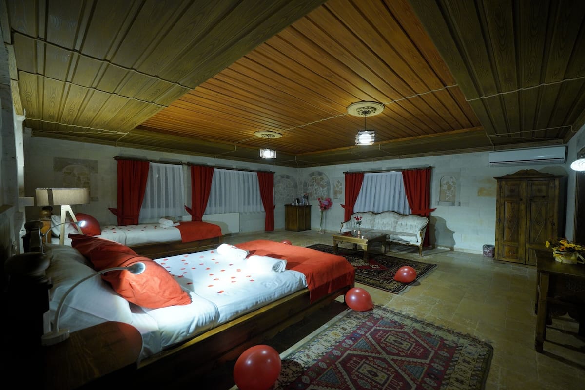 Grand-Zimmer, Whirlpool, Erdgeschoss