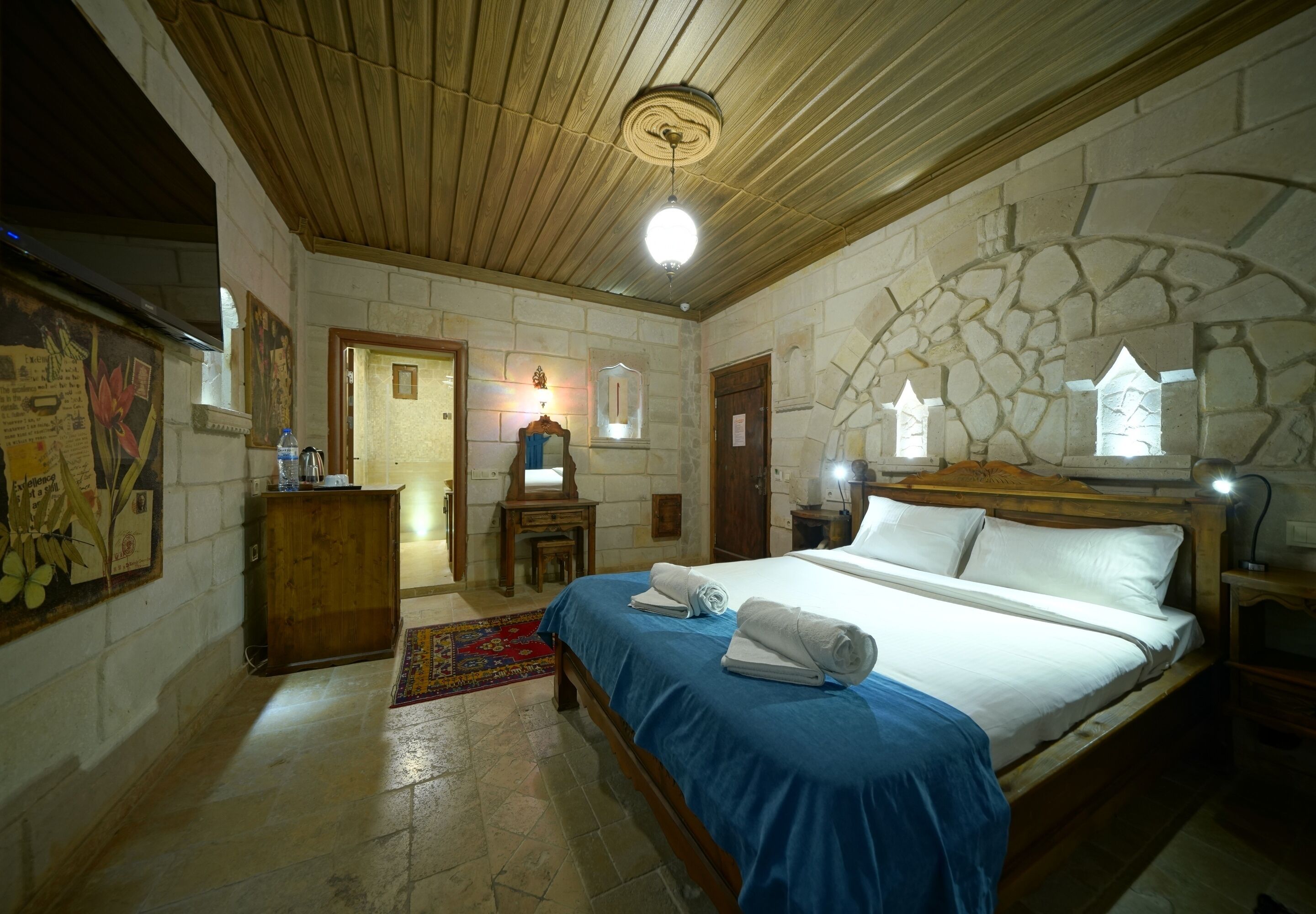 Photo - ShoeString Stone House