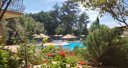 Tunacan Hotel