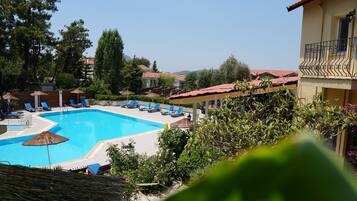 Standard Double or Twin Room, Mountain View, Poolside | View from room