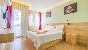 Standard Double or Twin Room, Mountain View, Poolside | Individually decorated, laptop workspace, free WiFi