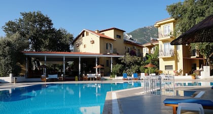 Tunacan Hotel