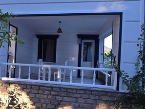 Estudio económico | Terraza o patio