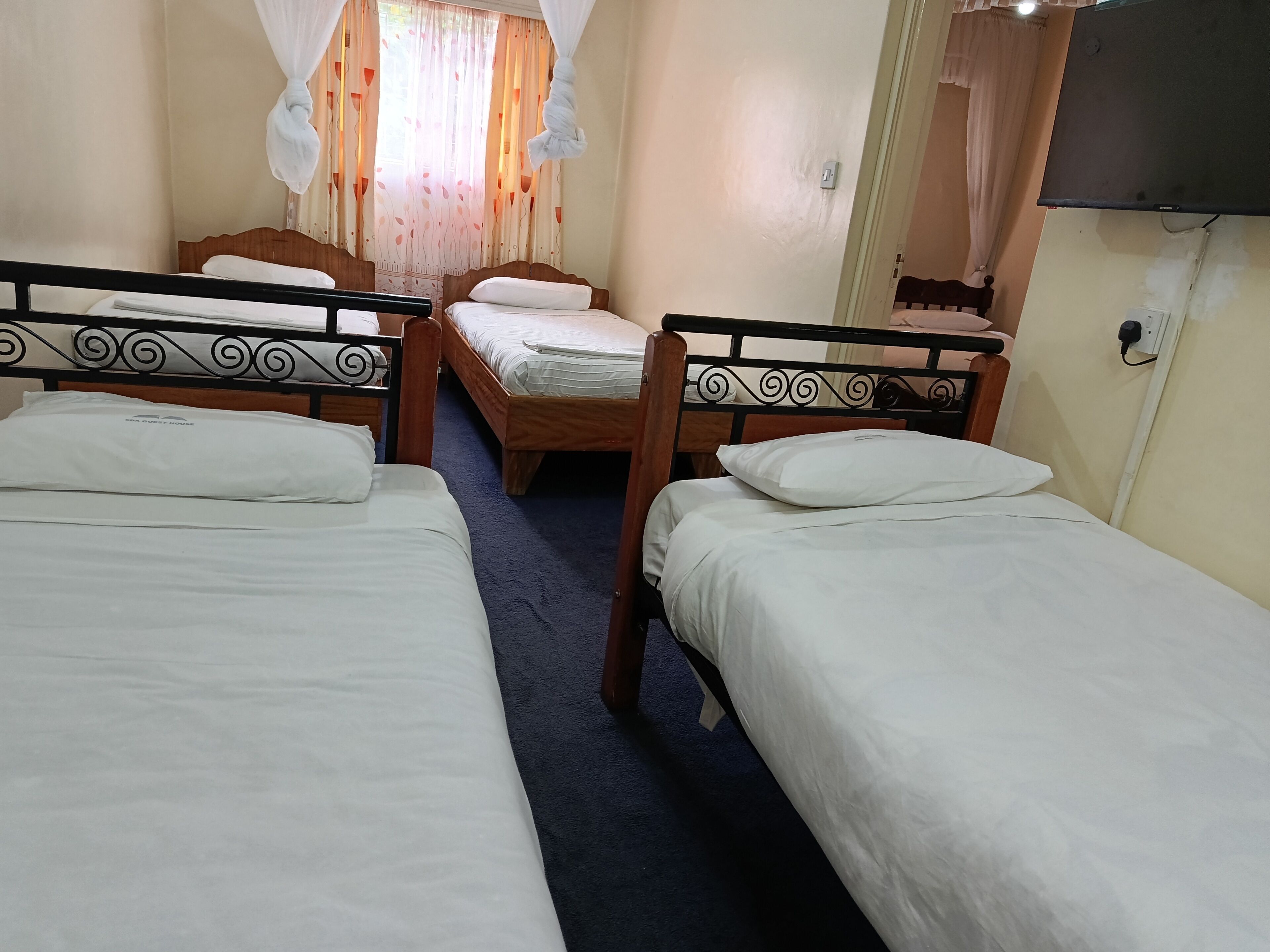 Family Room | In-room safe, desk, blackout drapes, free WiFi