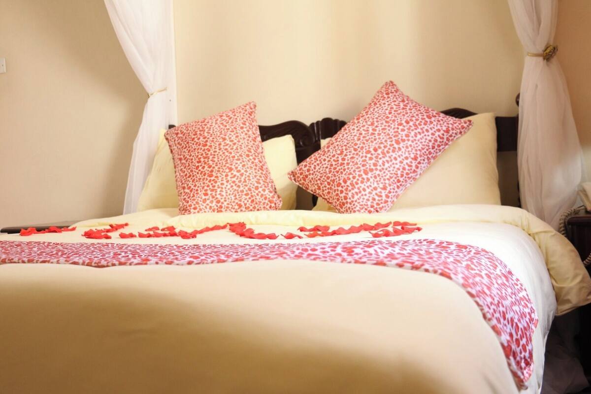 Superior Room | In-room safe, desk, blackout drapes, free WiFi