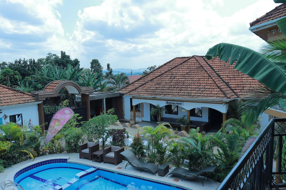 Mowicribs Hotel & Spa
