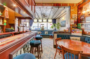 酒吧(店内)