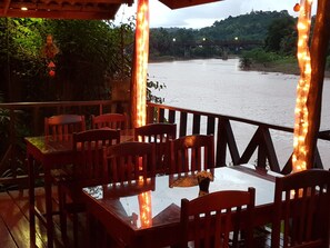 Breakfast, lunch and dinner served - Thongbay Guesthouse Luang Prabang (Luang Prabang)