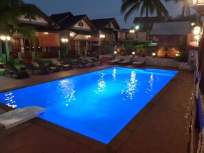 Outdoor pool - Thongbay Guesthouse Luang Prabang (Luang Prabang)