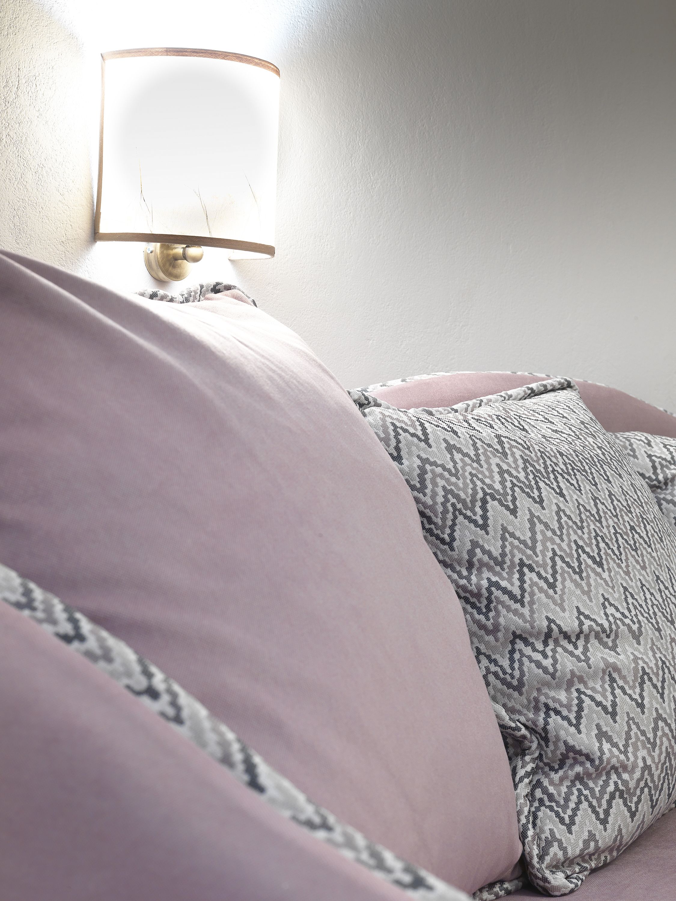 memory-foam beds, in-room safe, desk, soundproofing