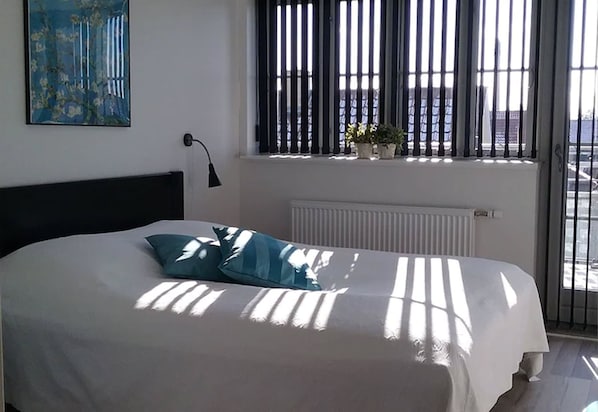 Classic Double Room | Hypo-allergenic bedding, individually decorated, individually furnished