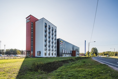 Entrada de la propiedad. Forenom Aparthotel Kempele