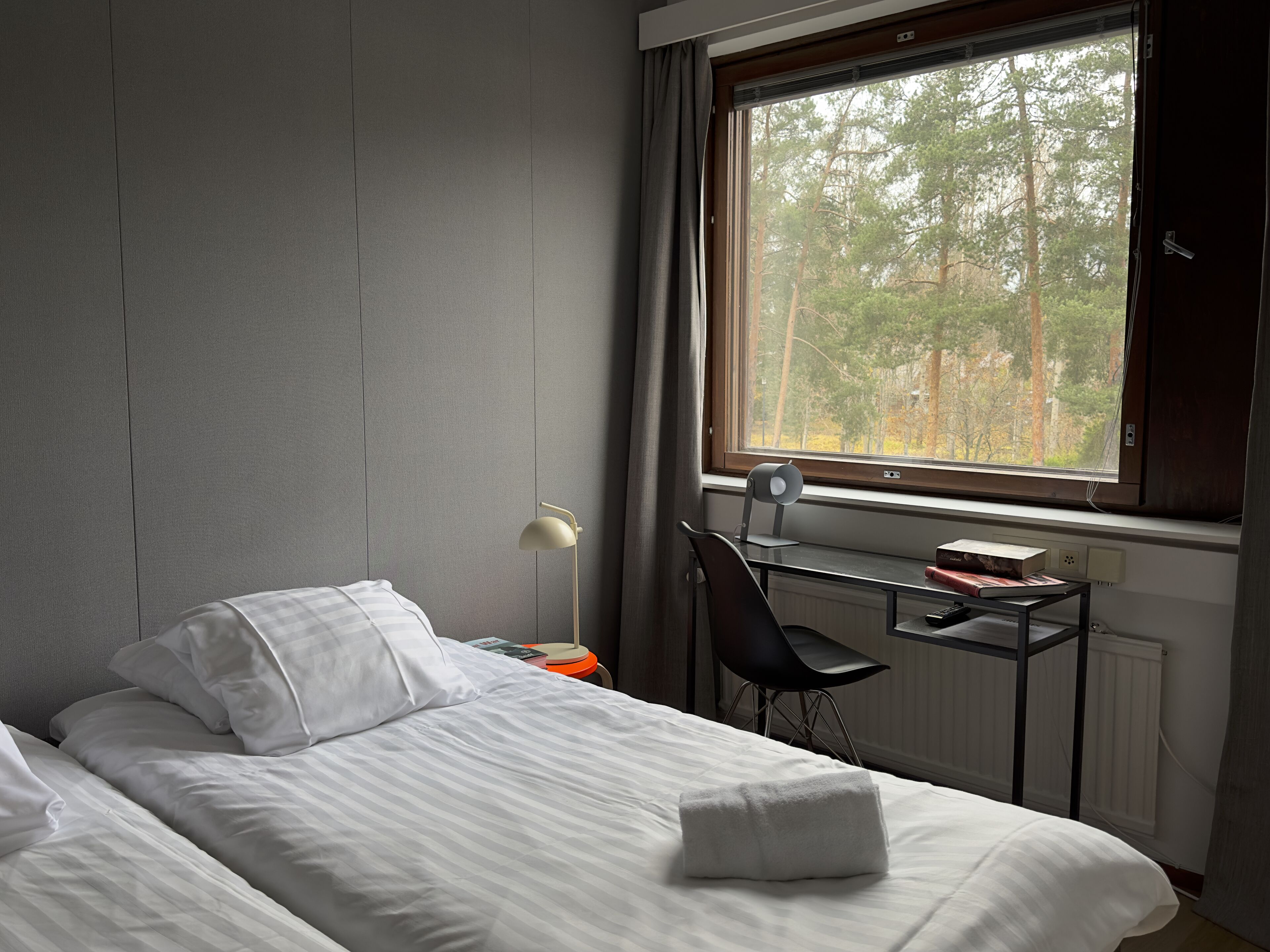 Photo - The Rooms Airport - 20Rooms