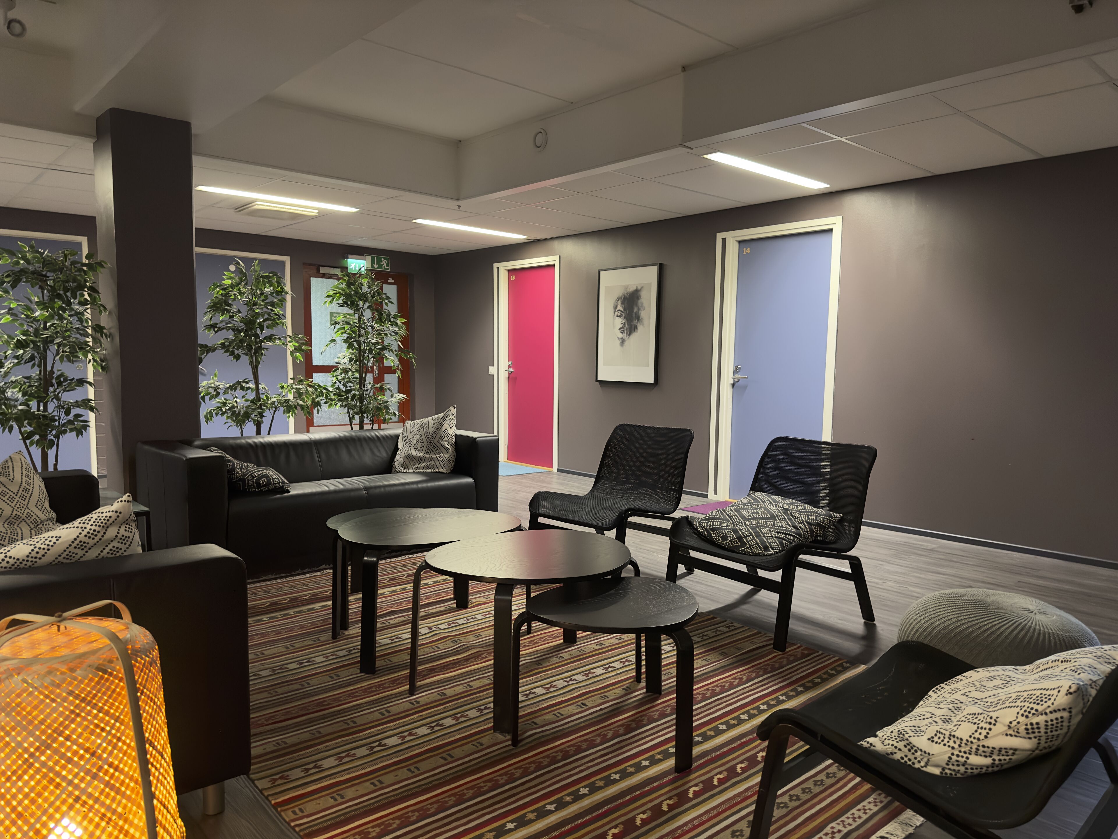 Photo - The Rooms Airport - 20Rooms