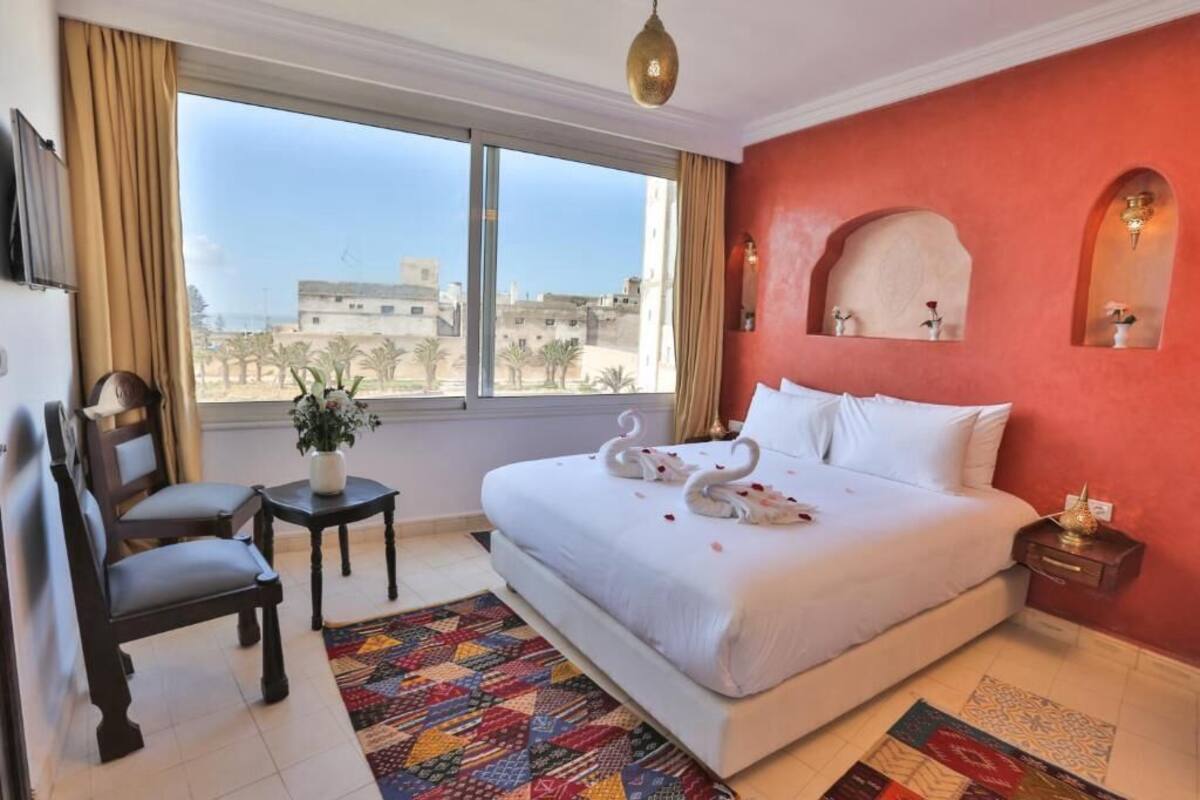 Luxury Studio, 1 King Bed with Sofa bed, Sea View