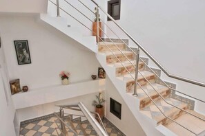 Staircase - Riad Diamant Blanc (Essaouira)