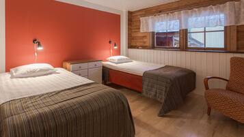 Villa, 4 Bedrooms | 4 bedrooms, blackout drapes, iron/ironing board, free cribs/infant beds