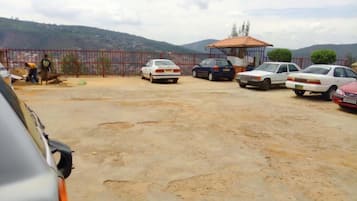 Estacionamiento gratis, valet parking gratis