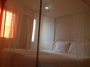 Habitació doble | Escriptori, cortines opaques i wifi gratuïta