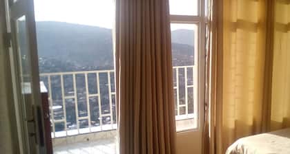 Eminence Hotel