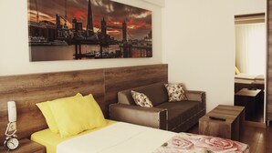 Unclassified image, 2 of 32, button - Vip Suit (Eskisehir)