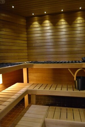 Sauna - Solakalliontie Row House (Helsinki)