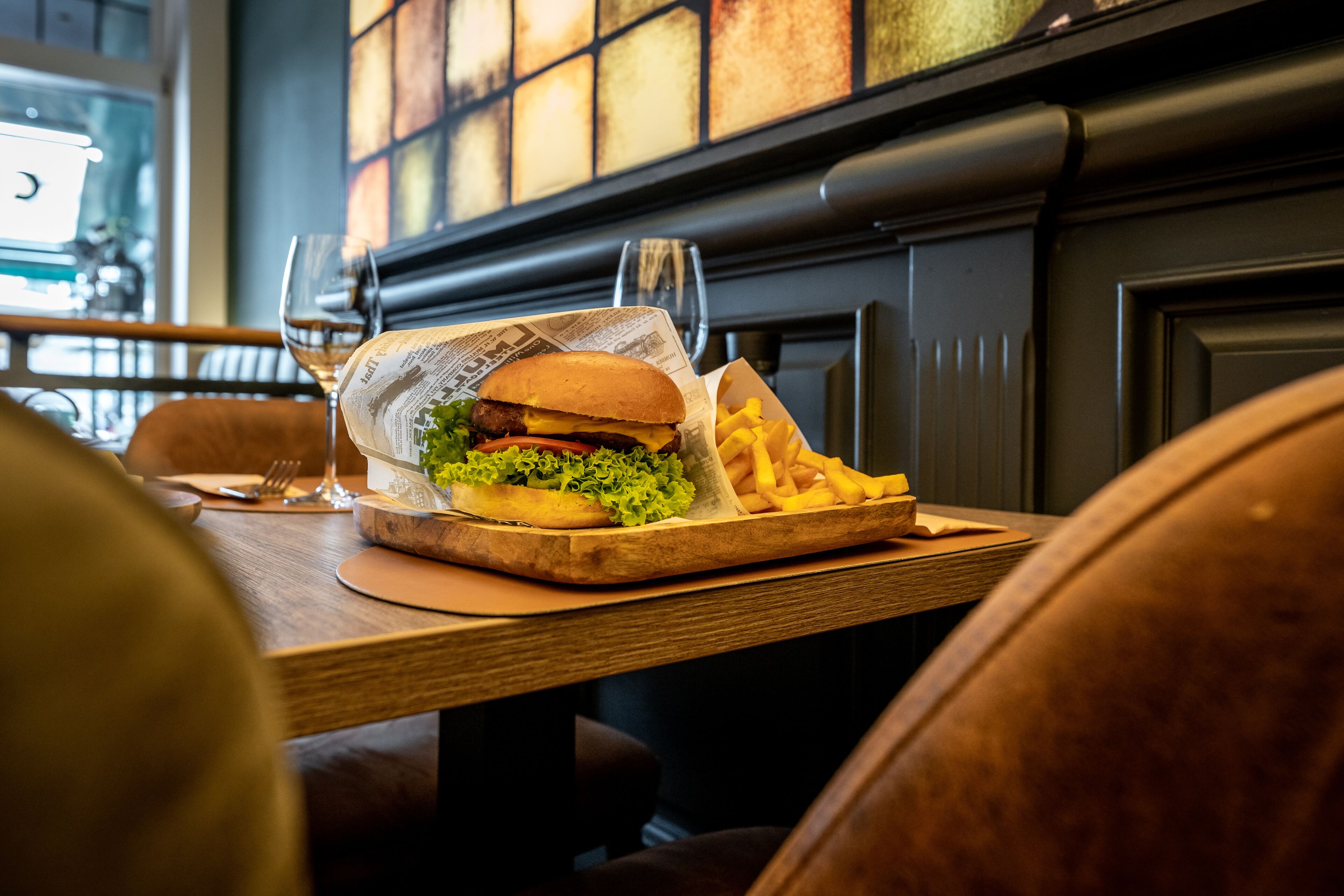 breakfast, lunch, dinner served; local and international cuisine