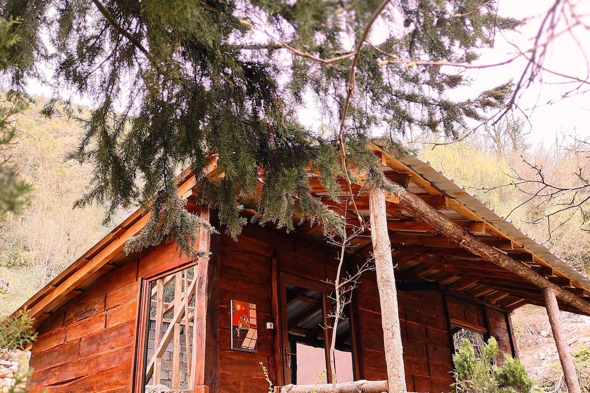Romantic Chalet | 1 bedroom, premium bedding, desk, laptop workspace
