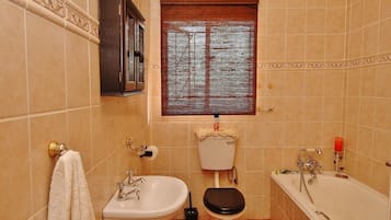 Amenidades de baño gratuitas, toallas, jabón, shampoo