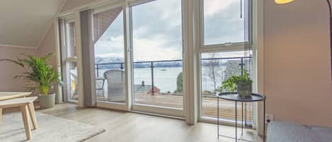 Panoramic Apartment | Beach/ocean view