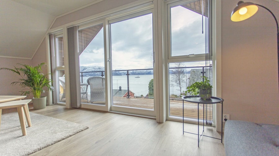 Lavik Fjord Hotell